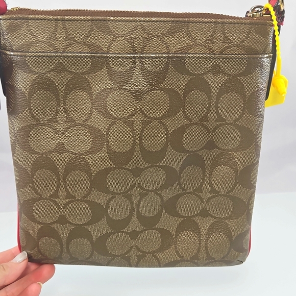 πCoach Signature North South Crossbody Messenger Bag - Picture 4 of 16